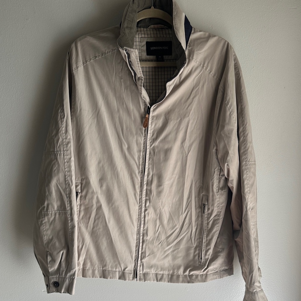 London Fog men’s light khaki jacket with hood size medium